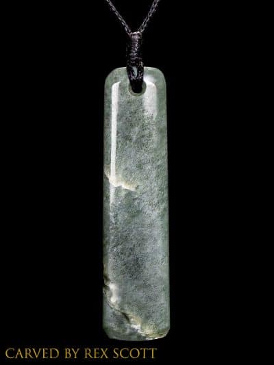 New Zealand Īnanga Pounamu Nephrite Jade Toki/Adze Pendant