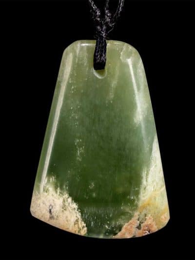 New Zealand Pounamu Nephrite Jade Toki/Adze Pendant